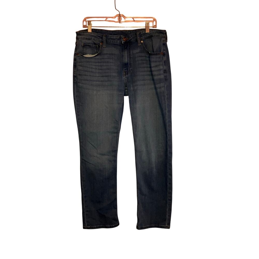 True Classic Straight Leg Jeans Size 34